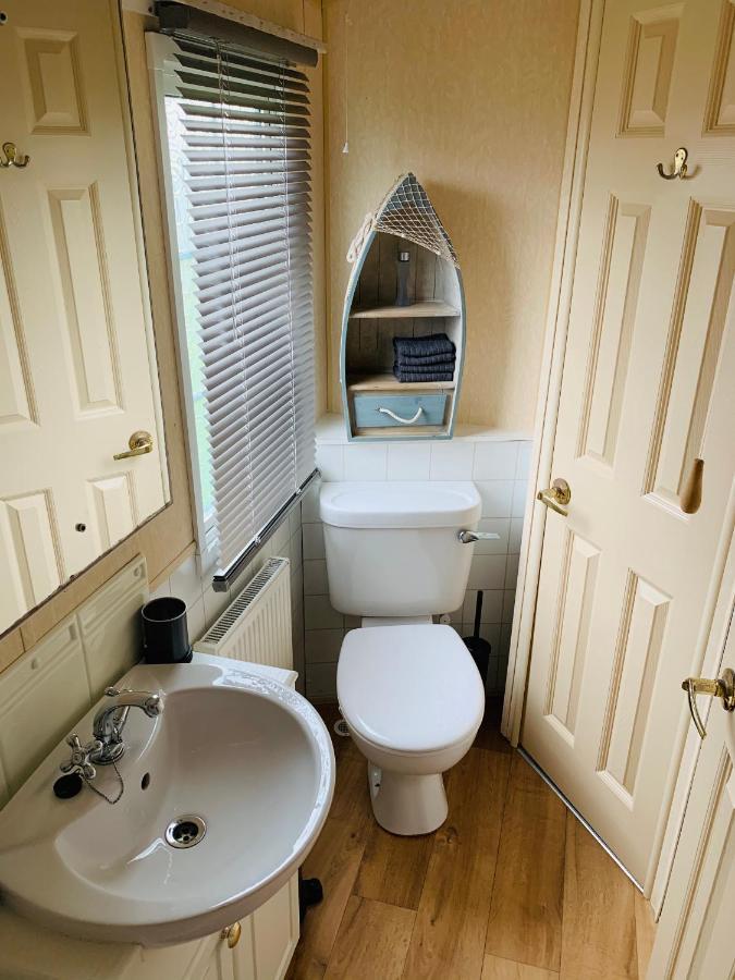 157 Amour Caravan Tywyn Exterior photo