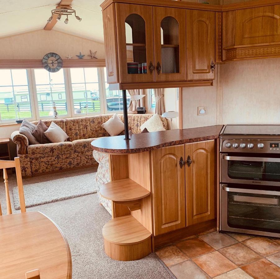 157 Amour Caravan Tywyn Exterior photo